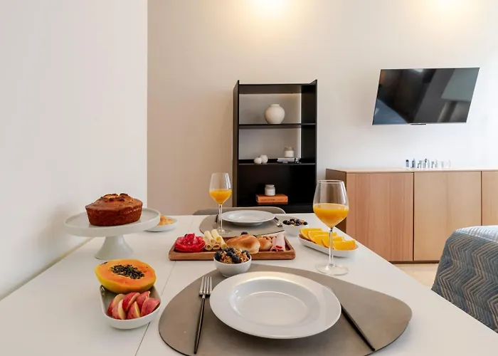 아파트 & Cozy By Hostwise