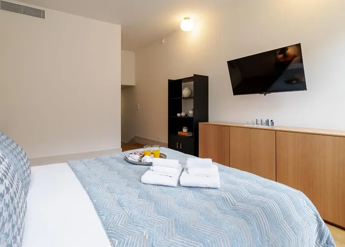 아파트 & Cozy By Hostwise